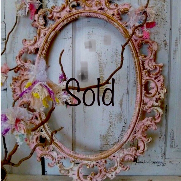 Sold - Picture 1 of 1